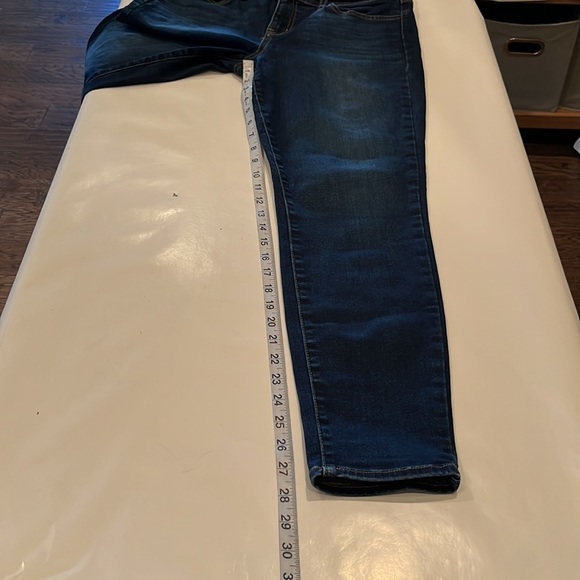 L’AGENCE Brigette Skinny Mid Rise Size 30 - Picture 7 of 16